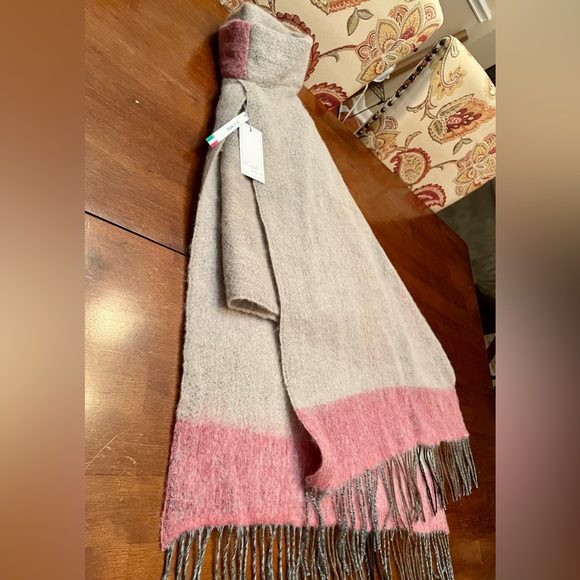 Zighilli, NWT,OS Unique Pullover Wrap 🇮🇹 Perfect for Chilly Nights,MSRP $98 - Picture 12 of 13